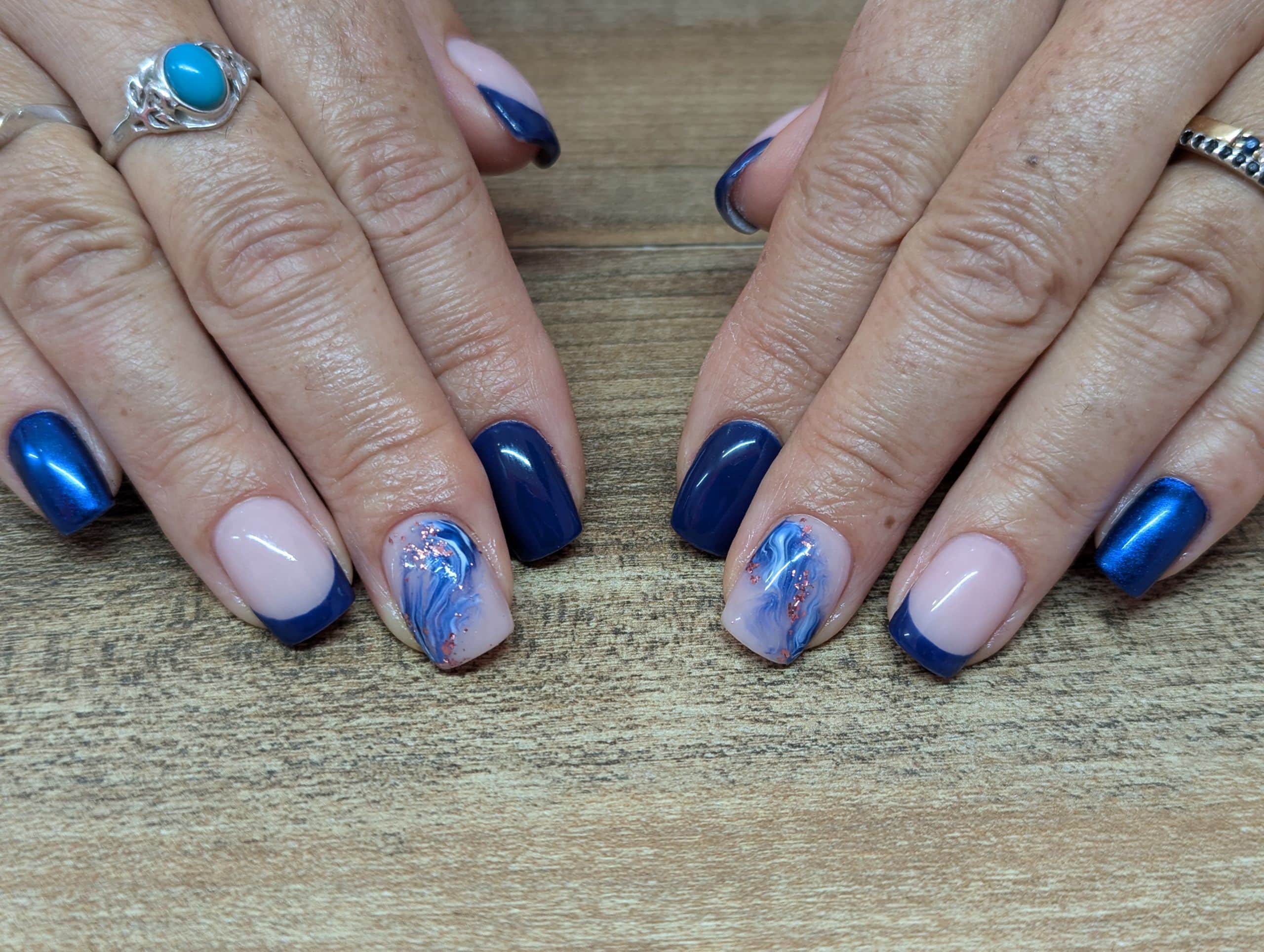 realisation-onglerie par Madame Sublime Prestations Nail Art chez Madame Sublime à Saint-André-de-Boëge en Haute-Savoie. Institut privé uniquement sur rendez-vous